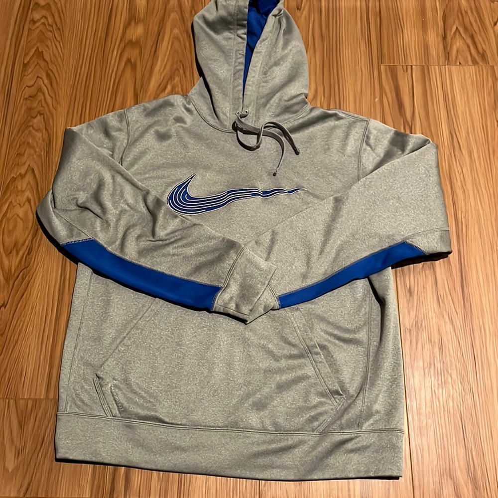 nike hoodie